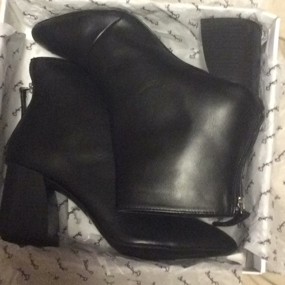 Black Ankle Boots